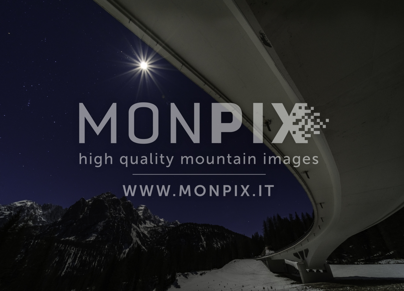 Un ponte nelle Dolomiti