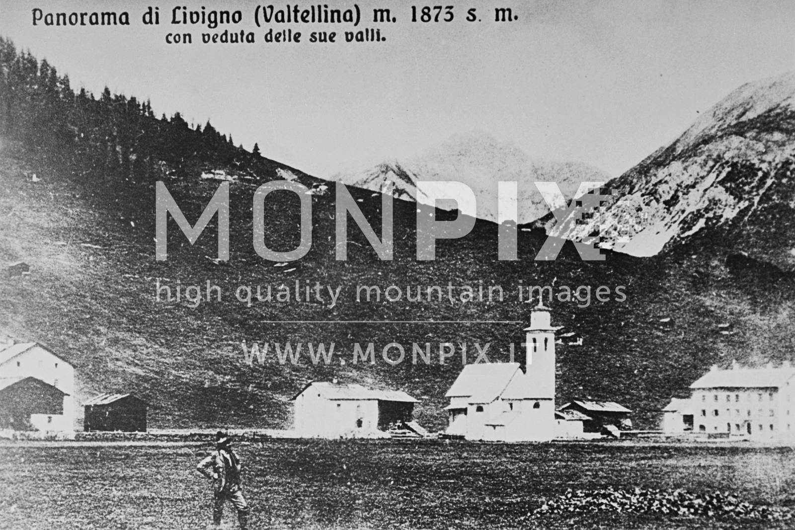 Panorama di Livigno con veduta sulle sue valli 
