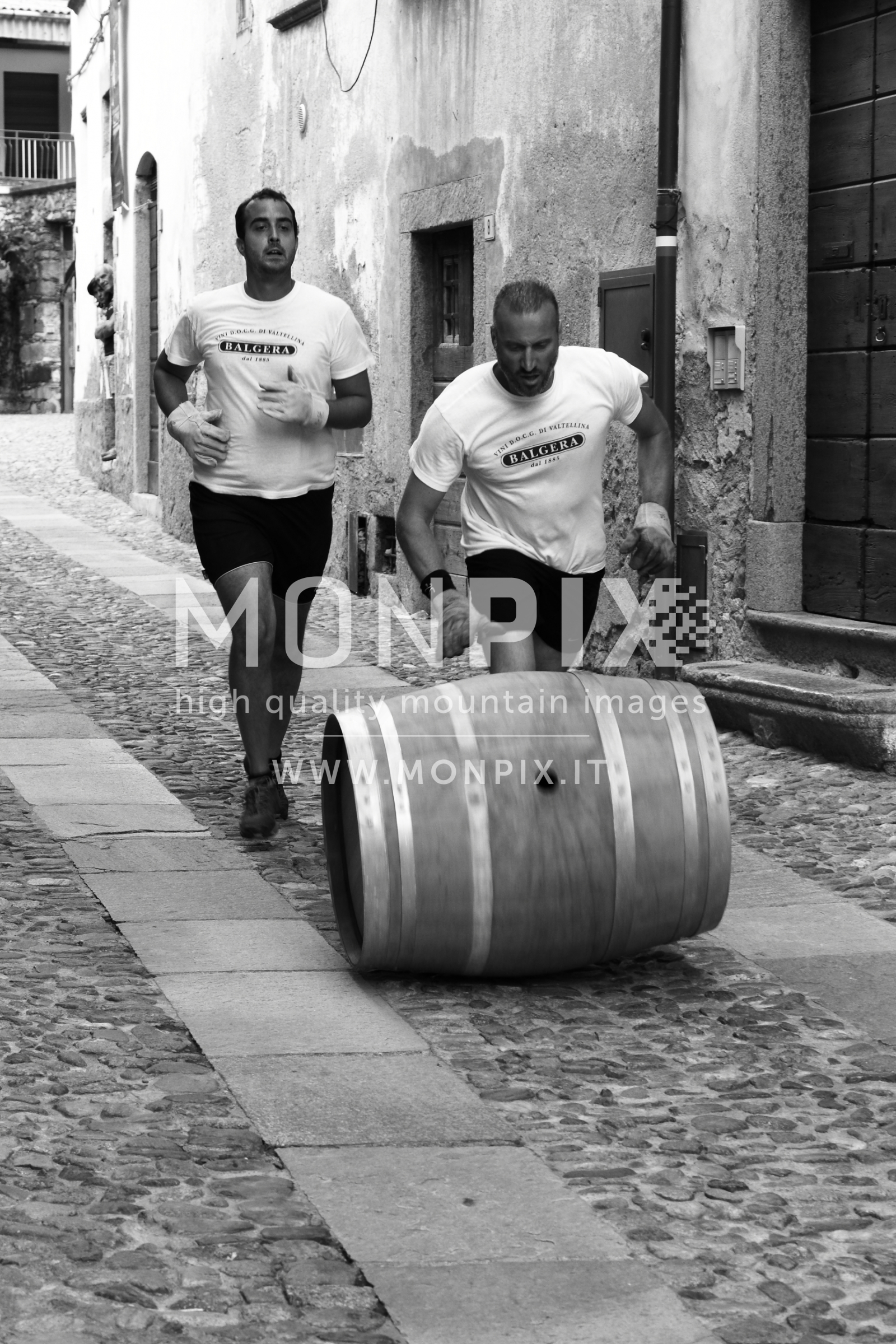 CORSA DELLE BOTTI A CHIURO