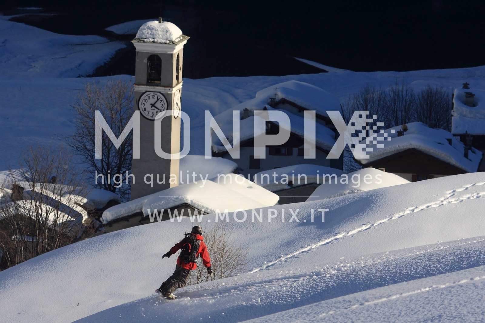 SNOWBOARD IN VAL FEBBRARO