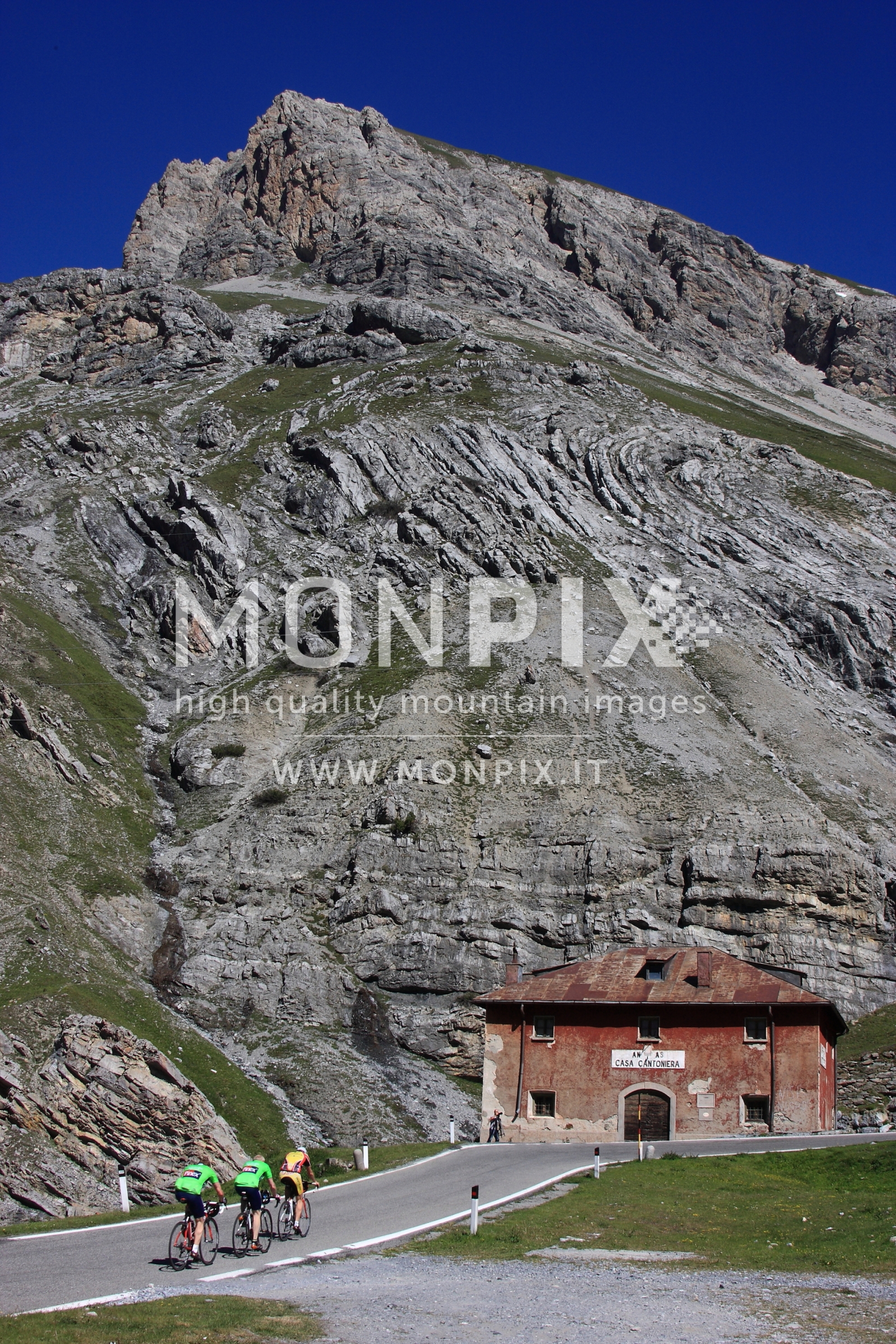 PASSO STELVIO SECONDA CANTONIERA